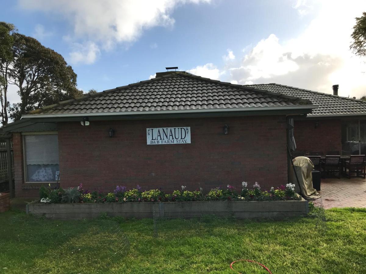 Lanaud Farm Stay Allansford Bagian luar foto